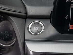 Седан Mazda 6 2017 года, 1900000 рублей, Краснодар