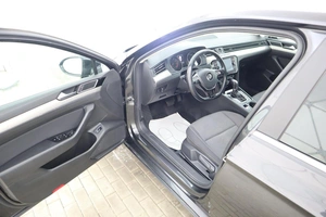 Седан Volkswagen Passat 2017 года, 2049000 рублей, Обнинск