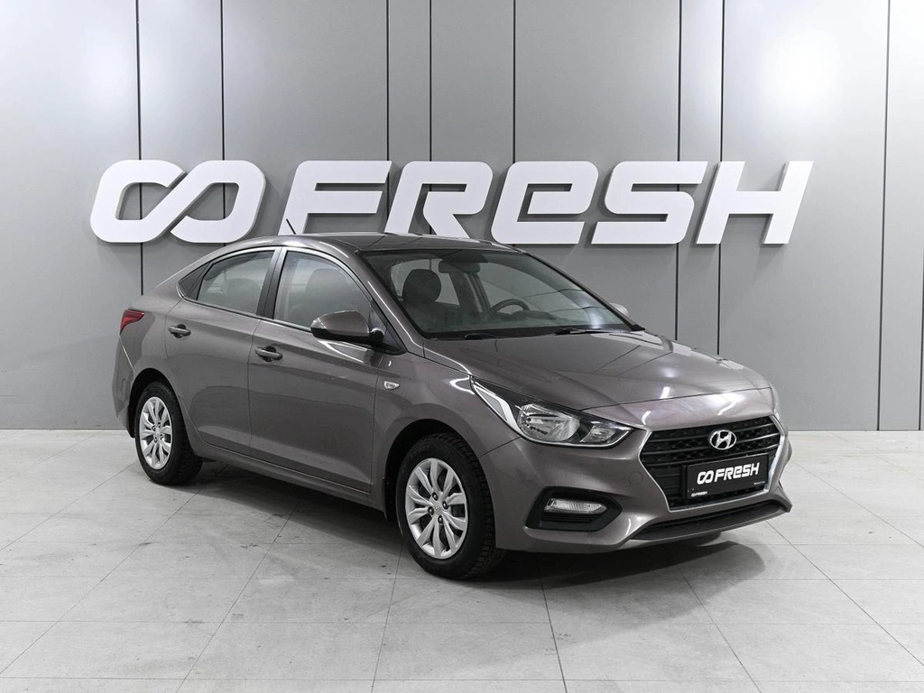 Седан Hyundai Solaris 2018 года, 1569000 рублей, Аксай