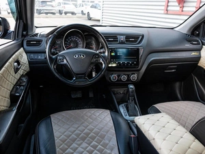 Седан Kia Rio 2015 года, 960000 рублей, Краснодар