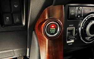 Внедорожник Toyota Land Cruiser Prado 2016 года, 3997000 рублей, Красноярск