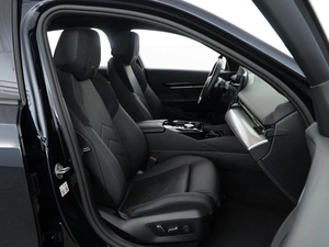 Седан BMW 5 серия 2023 года, 6749050 рублей, Москва