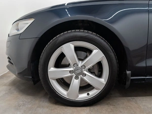 Седан Audi A6 2011 года, 1389000 рублей, Красноярск