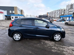 Хетчбэк Honda Fit 2018 года, 1260000 рублей, Красноярск