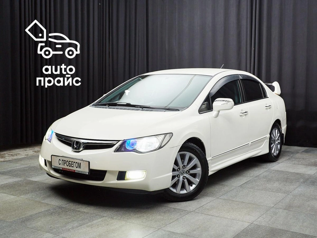 Седан Honda Civic 2008 года, 720000 рублей, Красноярск
