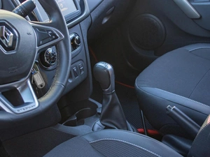 Седан Renault Logan Stepway 2021 года, 1379000 рублей, Петрозаводск