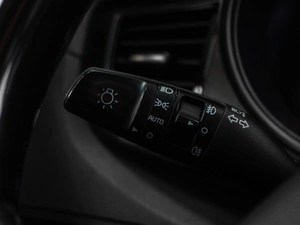 Седан Kia Quoris 2014 года, 2199000 рублей, Тюмень
