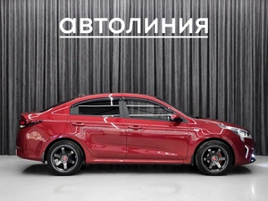 Седан Kia Rio 2021 года, 1699000 рублей, Красноярск