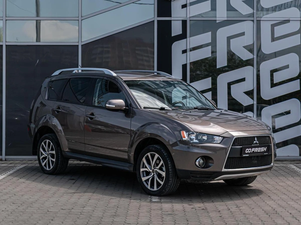 Внедорожник Mitsubishi Outlander 2010 года, 1350000 рублей, Краснодар
