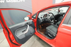 Хэтчбек Ford Fiesta 2008 года, 850000 рублей, Курск