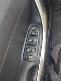 Универсал Peugeot 308 2011 года, 450000 рублей, Красноярск