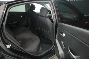 Седан Kia Rio 2016 года, 1060000 рублей, Курск