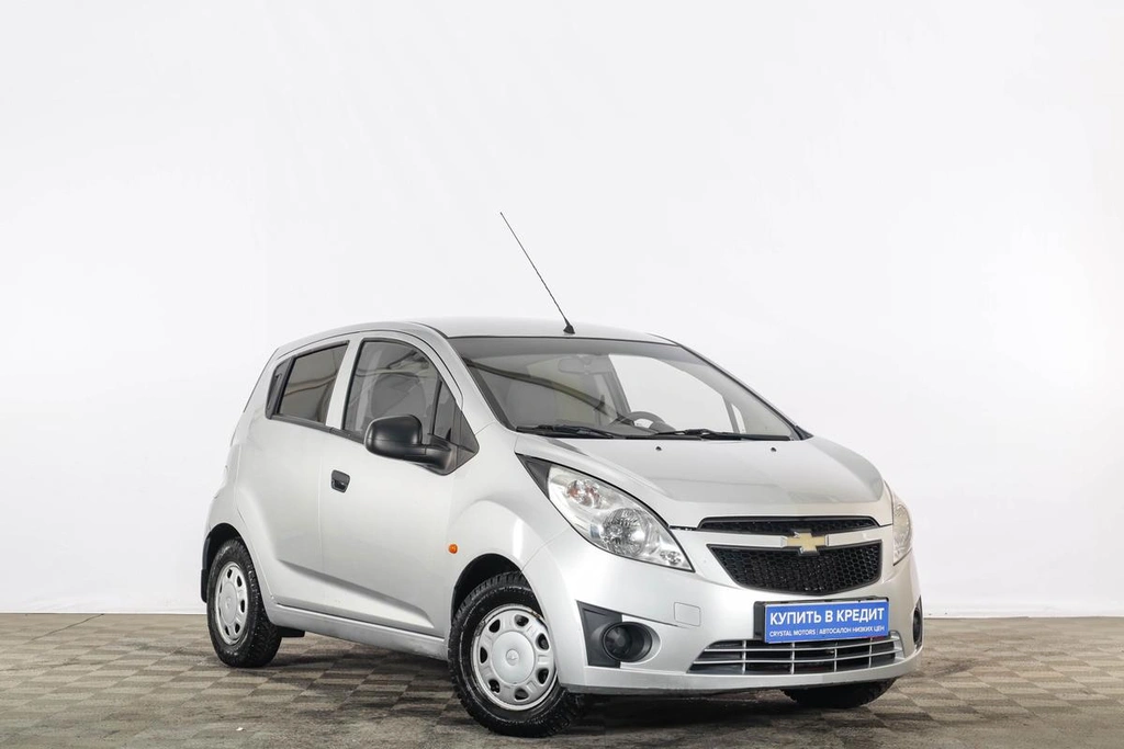 Хетчбэк Chevrolet Spark 2012 года, 549000 рублей, Тюмень