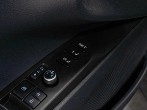 Седан Toyota Camry 2021 года, 3979000 рублей, Тюмень