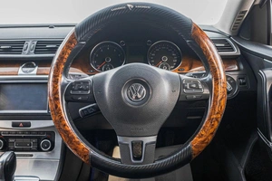 Седан Volkswagen Passat 2011 года, 999000 рублей, Барнаул