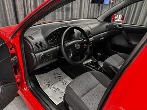 Универсал Skoda Octavia 2005 года, 500000 рублей, Красноярск