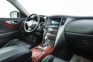 Внедорожник Infiniti QX70 2013 года, 2499000 рублей, Новосибирск