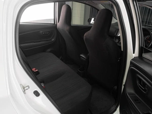 Хетчбэк Toyota Vitz 2017 года, 1179000 рублей, Тюмень