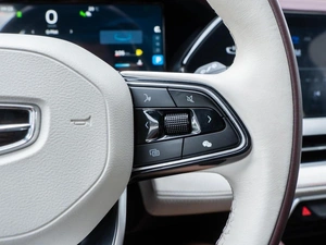 Внедорожник Geely Monjaro 2023 года, 3100000 рублей, Волгоград