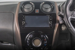 Хетчбэк Nissan Note 2018 года, 1129000 рублей, Томск