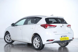 Хетчбэк Toyota Auris 2015 года, 1319000 рублей, Челябинск
