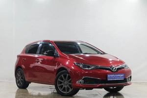 Хетчбэк Toyota Auris 2015 года, 1299000 рублей, Новокузнецк