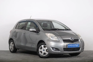 Хетчбэк Toyota Vitz 2008 года, 629000 рублей, Томск