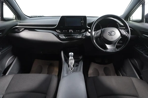 Внедорожник Toyota C-HR 2018 года, 1859000 рублей, Новосибирск
