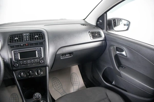 Седан Volkswagen Polo 2018 года, 749000 рублей, Пермь