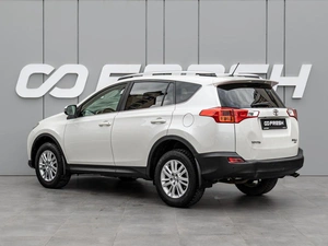 Внедорожник Toyota RAV4 2015 года, 1698000 рублей, Краснодар