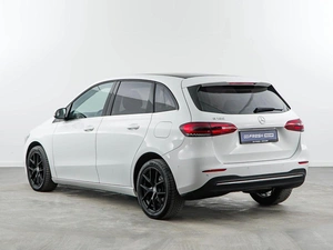 Хетчбэк Mercedes-benz B-класс 2019 года, 1897077 рублей, Москва