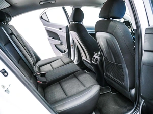 Седан Hyundai Elantra 2019 года, 1579000 рублей, Красноярск