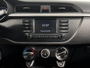 Седан Kia Rio 2018 года, 1312900 рублей, Казань