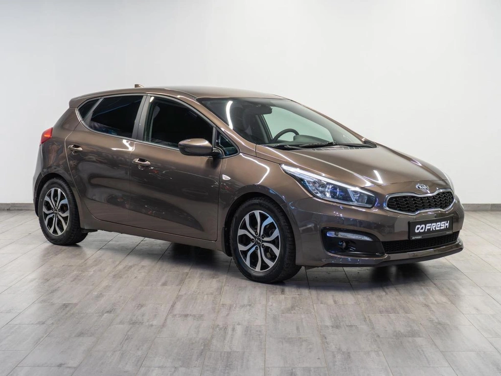Хетчбэк Kia Ceed 2018 года, 1499000 рублей, Саратов
