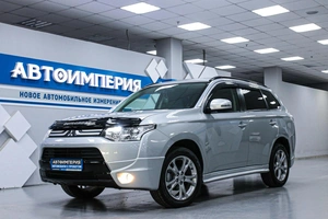Внедорожник Mitsubishi Outlander 2013 года, 1598000 рублей, Солонцы