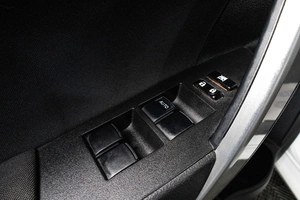 Седан Toyota Corolla 2013 года, 1189000 рублей, Сургут