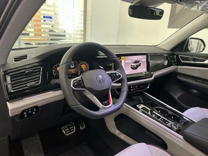 Внедорожник Volkswagen Teramont 2025 года, 5299000 рублей, Новосибирск