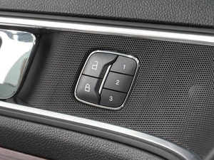 Внедорожник Ford Explorer 2017 года, 2699000 рублей, Воронеж