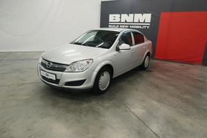 Седан Opel Astra 2012 года, 1050000 рублей, Курск