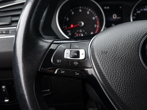 Внедорожник Volkswagen Tiguan 2020 года, 2860000 рублей, Краснодар