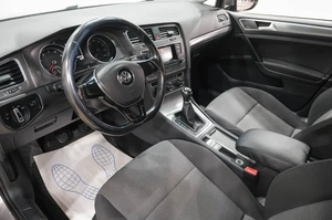Хетчбэк Volkswagen Golf 2013 года, 889000 рублей, Новокузнецк