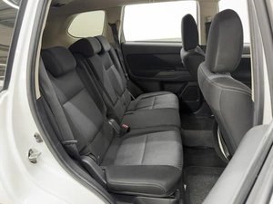 Внедорожник Mitsubishi Outlander 2018 года, 1650000 рублей, Ростов-на-Дону