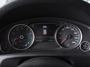 Внедорожник Volkswagen Touareg 2012 года, 1930000 рублей, Ростов-на-Дону