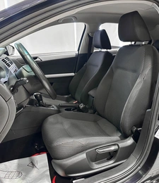 Седан Volkswagen Jetta 2012 года, 890000 рублей, Красноярск