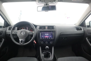 Седан Volkswagen Jetta 2012 года, 1090000 рублей, Орёл