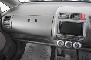 Хетчбэк Honda Fit 2005 года, 549000 рублей, Кемерово