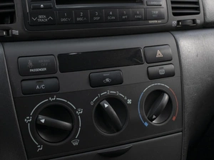Седан Toyota Corolla 2006 года, 420000 рублей, Омск