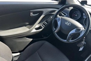 Седан Hyundai Elantra 2015 года, 1360000 рублей, Солонцы