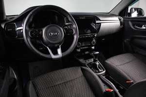 Седан Kia Rio 2018 года, 1499000 рублей, Сургут