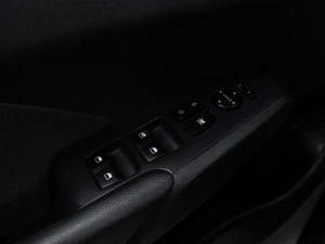 Седан Hyundai Solaris 2018 года, 1315000 рублей, Волгоград